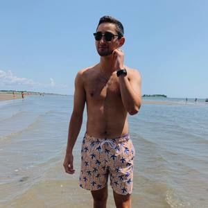 Meet your Posher, Alex